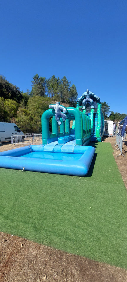 Location château gonflable toboggan aquatique Hulk