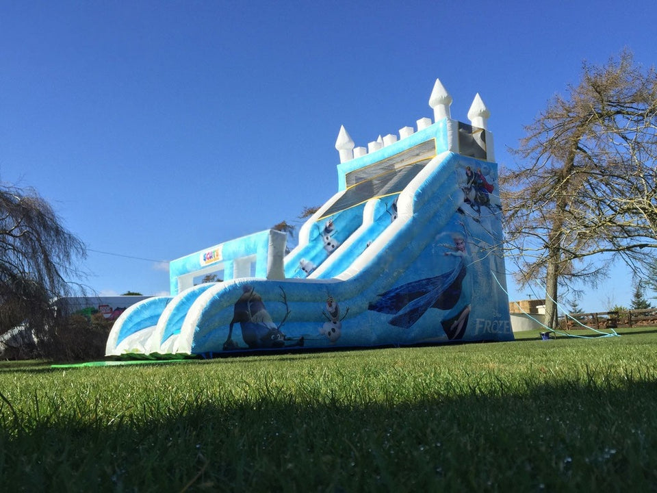 Vente château gonflable toboggan la reine des neiges