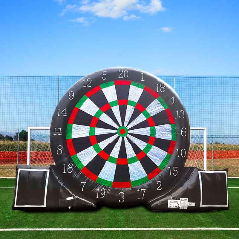 Location château gonflable FOOT FLÉCHETTE GÉANT 5,2M